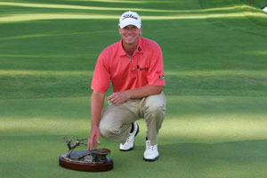 Steve Stricker wins the 2009 John Deere Classic Steve Stricker wins the John Deere Classic